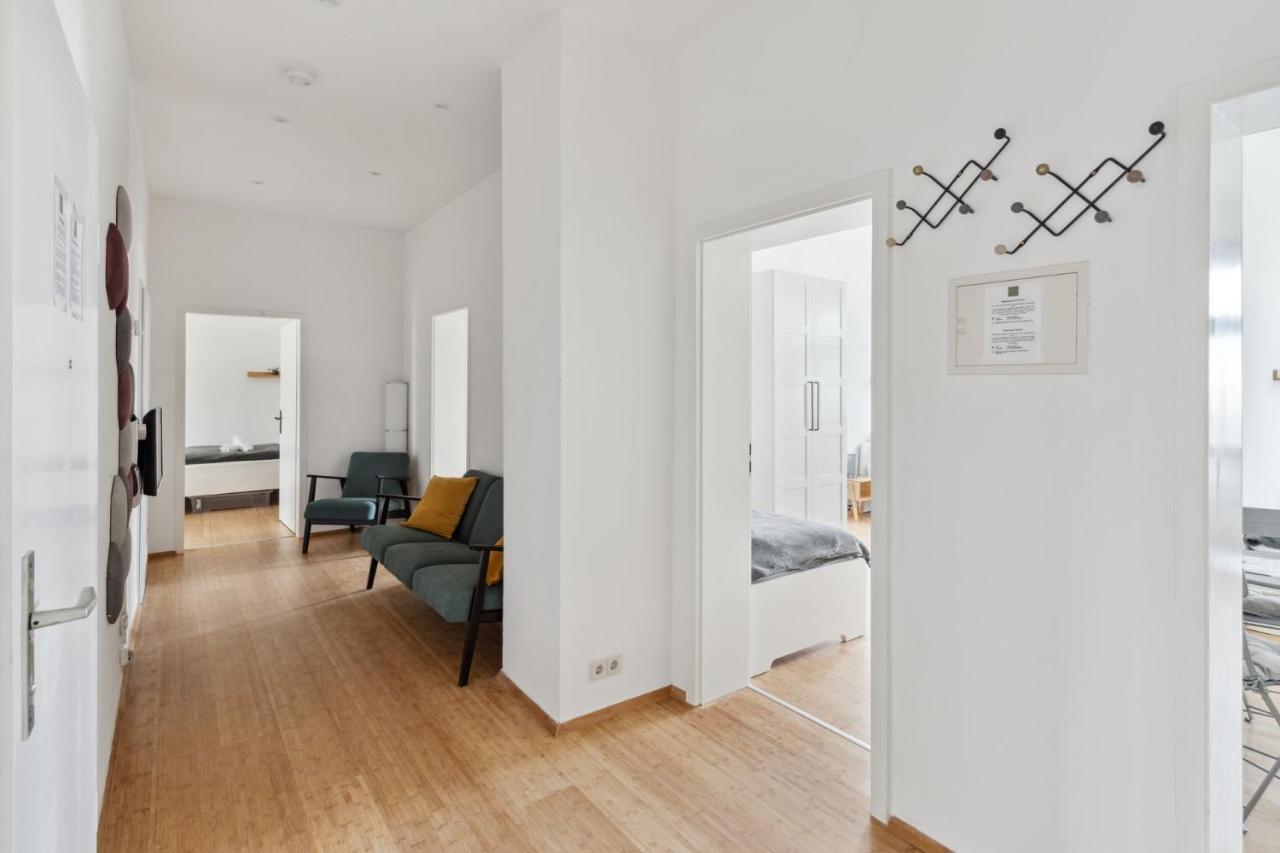 Apartment Fuer 13 Gaeste, 5 Schlafzimmer, 2 Baeder, 2 Loggia'S, Leipzig Zentrum Ost 외부 사진