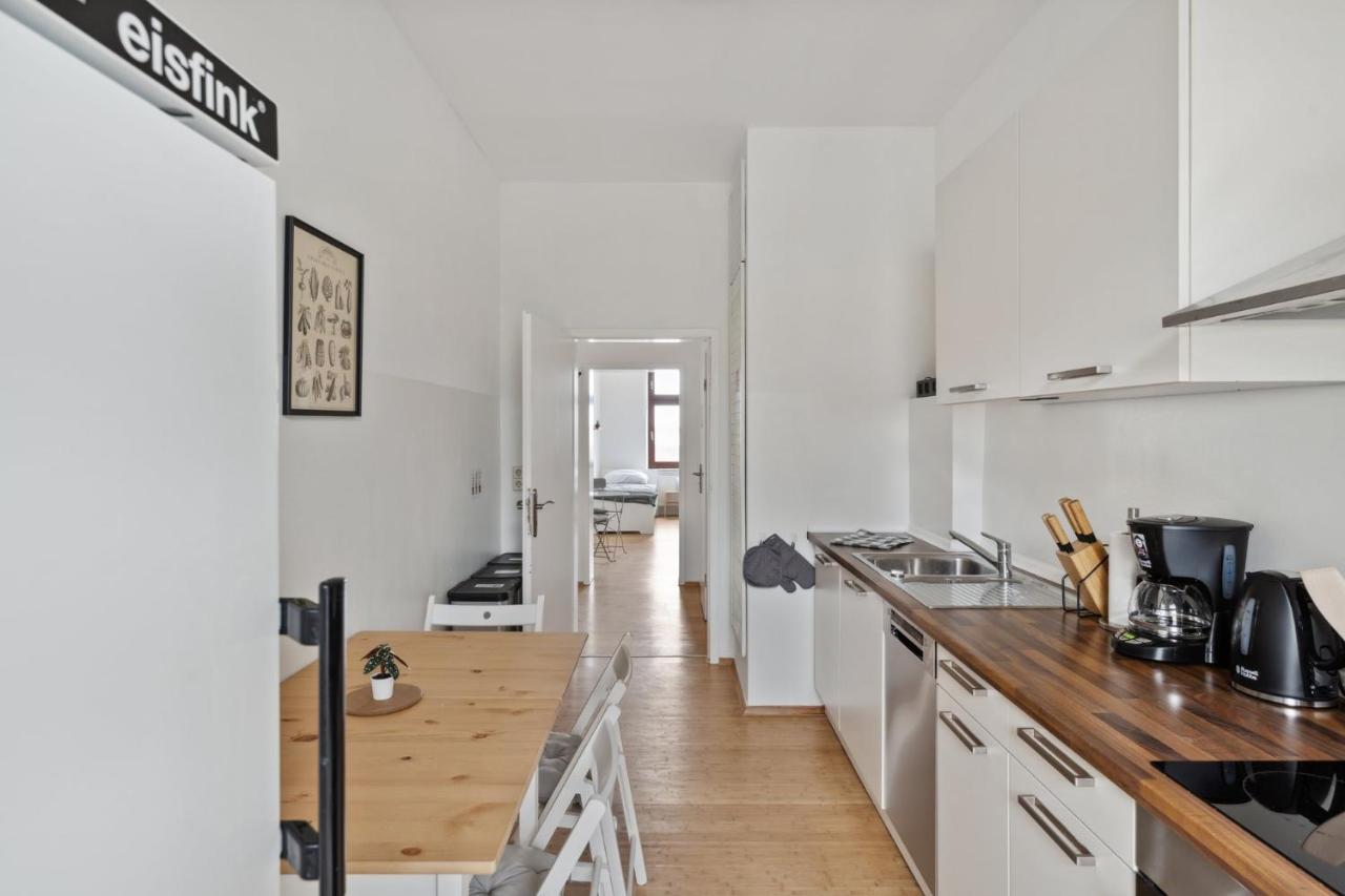 Apartment Fuer 13 Gaeste, 5 Schlafzimmer, 2 Baeder, 2 Loggia'S, Leipzig Zentrum Ost 외부 사진